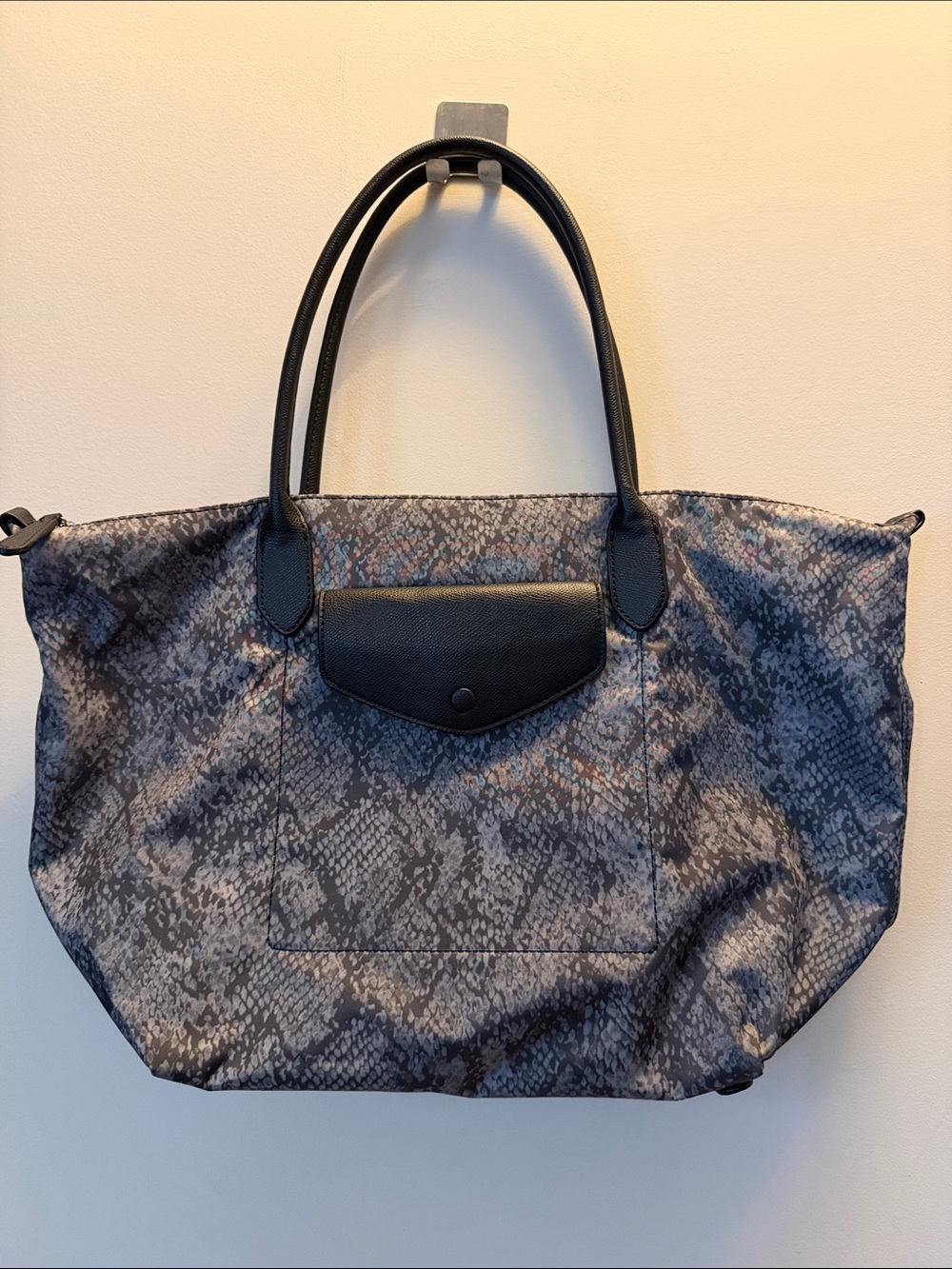 Banana Republic Tote Bag – Snake Print / Travel Nylon